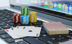 Comparing Different Casino Games on an online casino Singapore Website